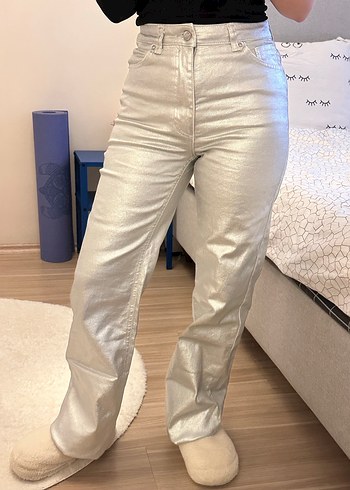 Metalik Düz Paça Pantolon - Görsel 6