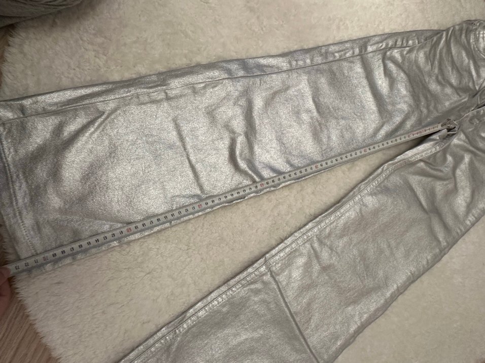 Metalik Düz Paça Pantolon - Görsel 4