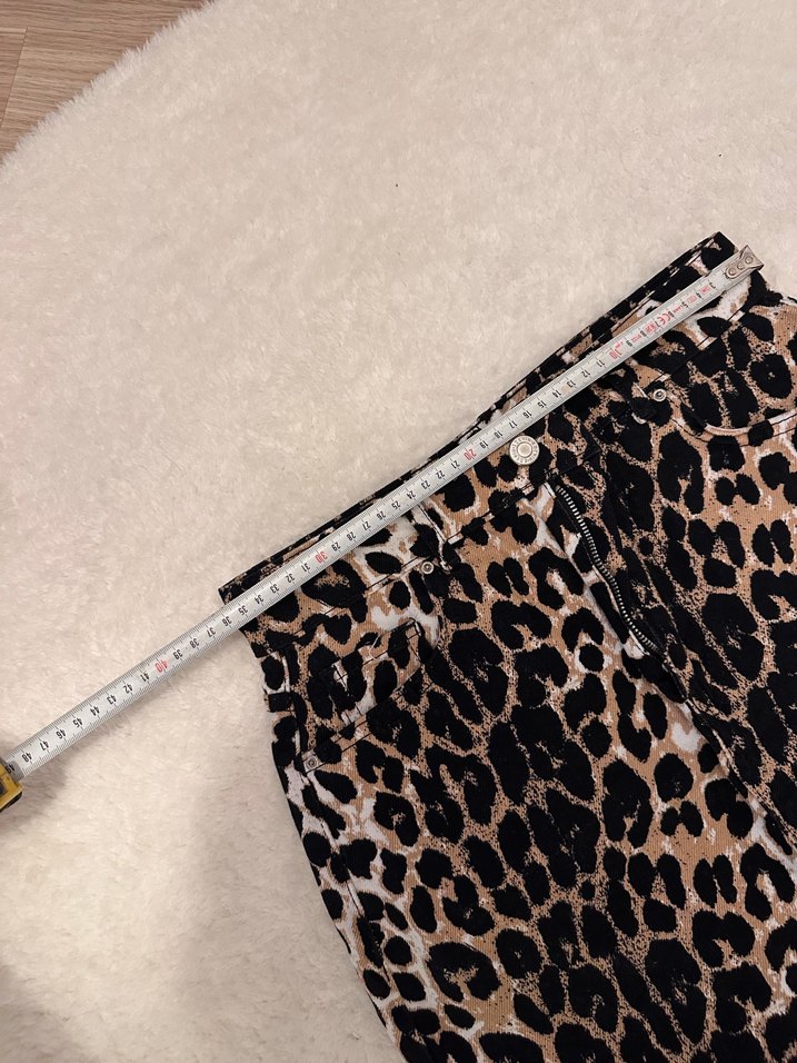 Leopar Desenli Mini Etek - Görsel 4