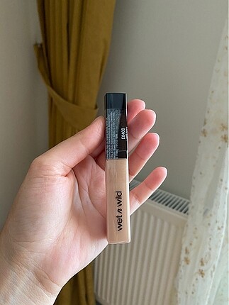 Wet n wild kapatıcı