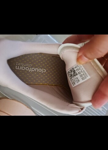 Adidas Pudra renk adidas