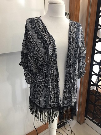 püsküllü kimono