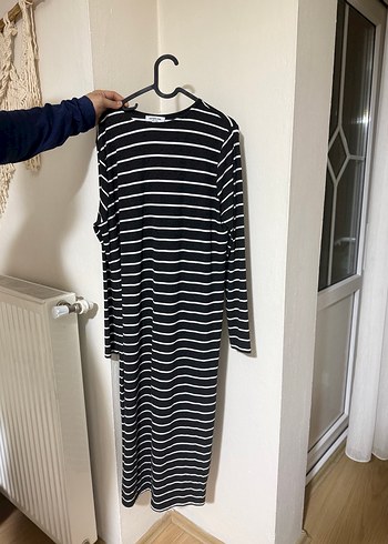 Uzun Kollu Siyah Çizgili Triko Elbise - Görsel 2