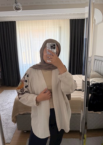 Etnik Desenli Bej Midi Kimono