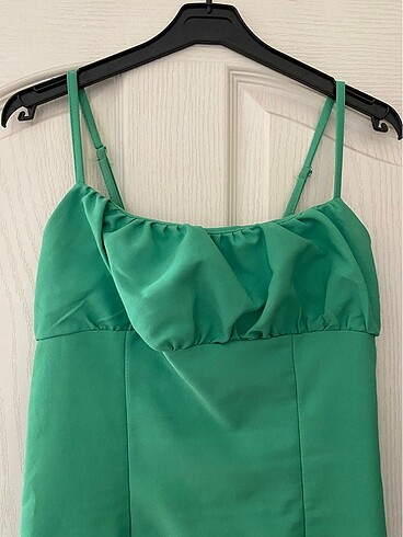 m Beden yeşil Renk Yeşil Esnek Yırtmaç Detay İp Askılı Kısa Elbise
