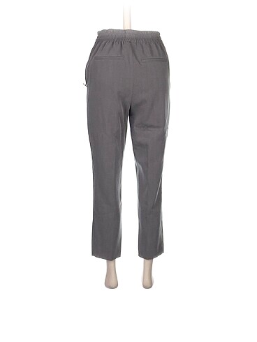 40 Beden Zara Kumaş Pantolon %70 İndirimli.