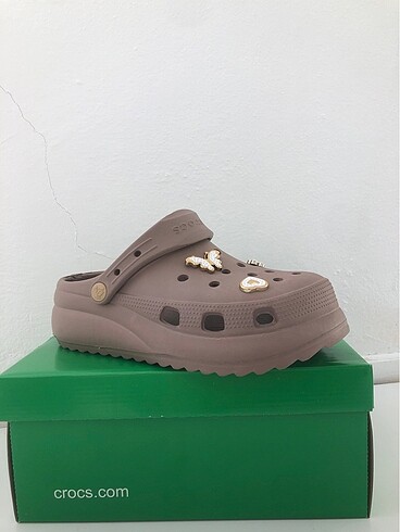 39 Beden Crocs Bayan Terlik