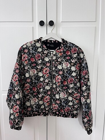 Zara Bomber
