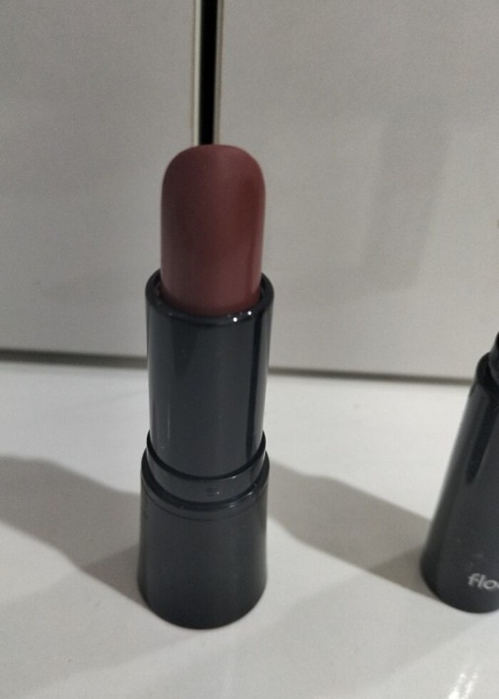 Flormar ruj iki adet sadece denetim  - Görsel 3