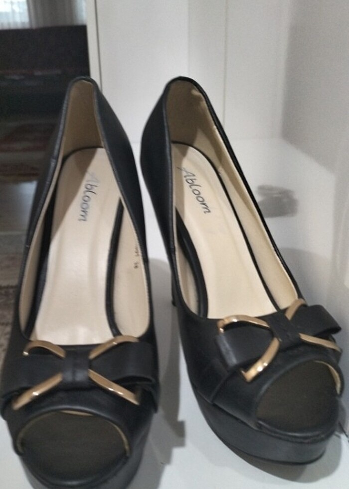 Bir kez düğün de giydim - Görsel 2