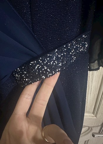 Lacivert Drapeli V Yakalı Uzun Abiye Elbise - Görsel 4