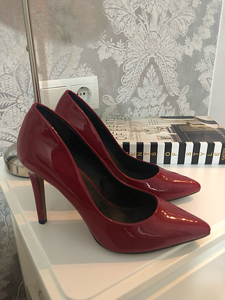 H&M kırmızı stiletto topuklu ayakkabı 