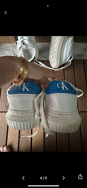 42 Beden beyaz Renk Orjinal calvin klein spor ayakkabisi