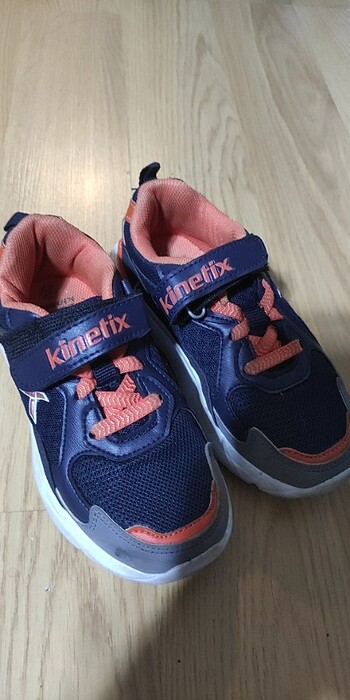 Kinetix çocuk 27 numara 