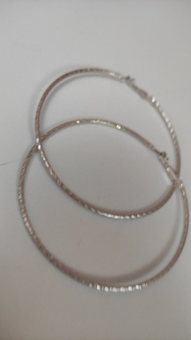 Bej Elastik Kadın Halka Küpe - Görsel 3