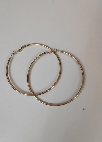 Parlak Altın Midi Halka Küpeler - Görsel 5