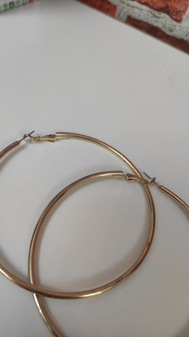 Parlak Altın Midi Halka Küpeler - Görsel 4