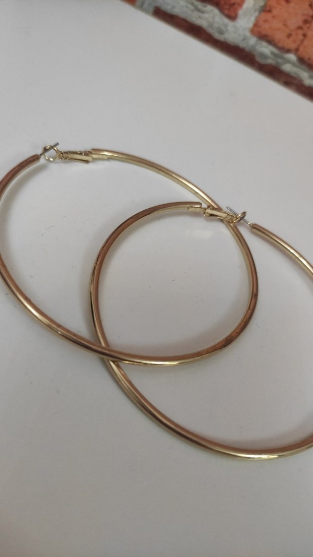 Parlak Altın Midi Halka Küpeler - Görsel 3