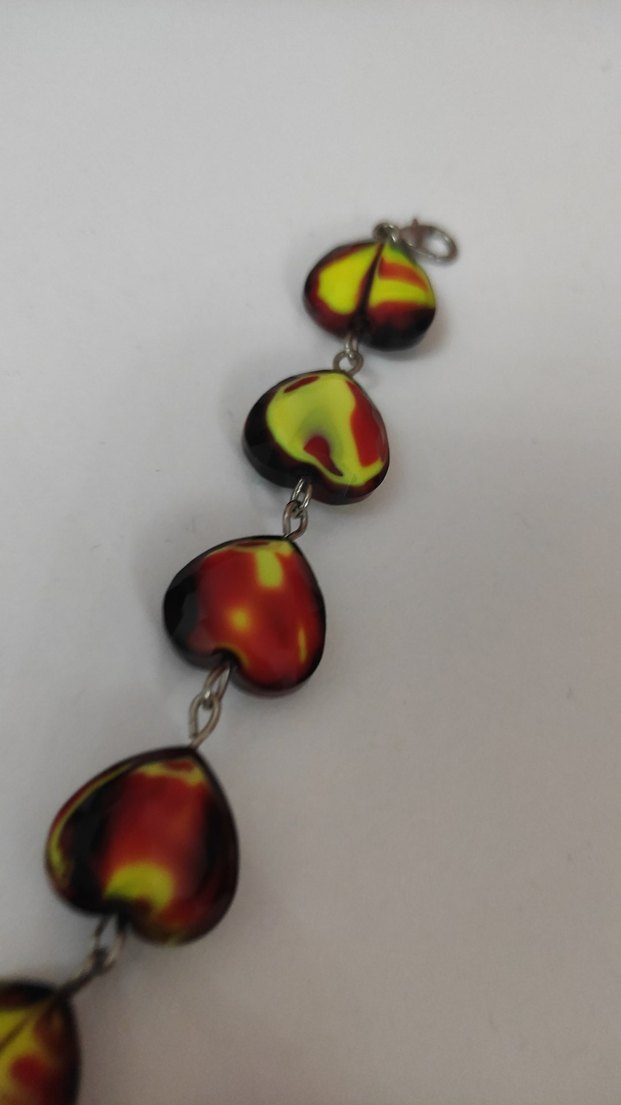 Renkli Bağlantılı Kalp Bileklik - Görsel 4