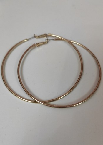 Altın Renkli Minimalist Midi Halka Küpeler - Görsel 3