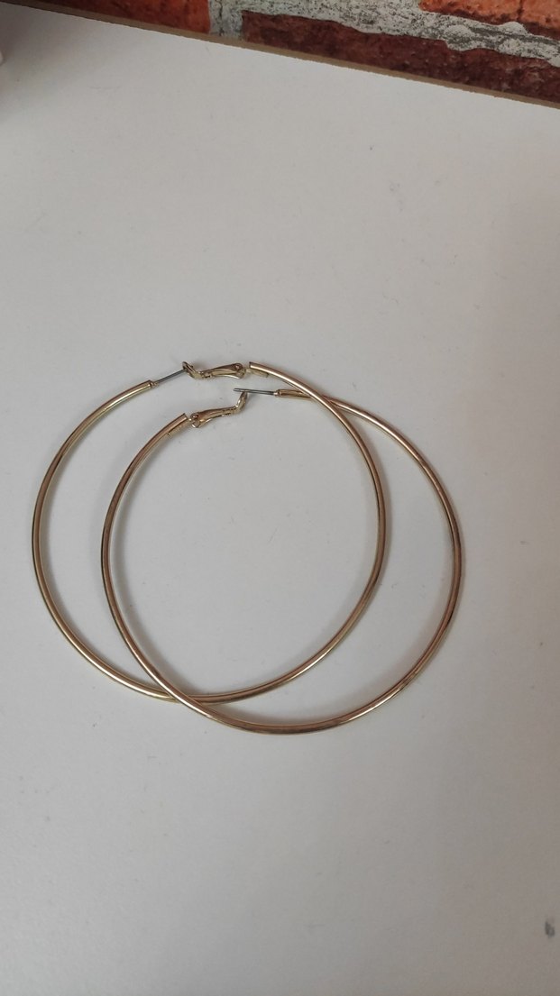 Altın Renkli Minimalist Midi Halka Küpeler - Görsel 2