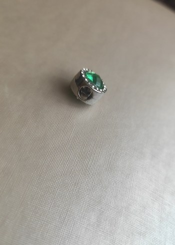 Yeşil Parlak Desenli Kadın Charm - Görsel 4