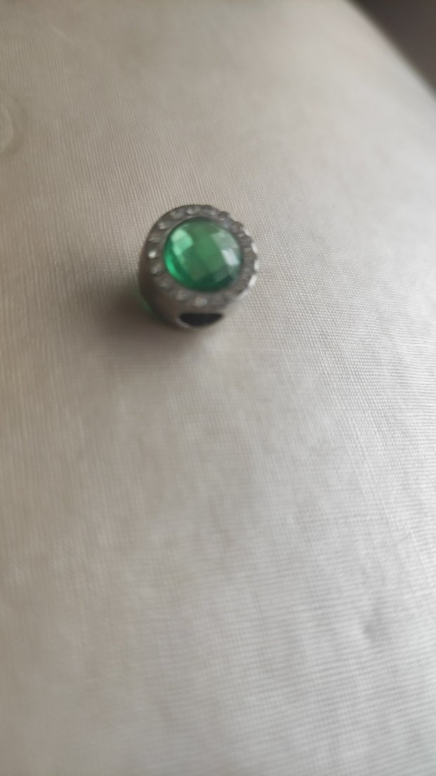 Yeşil Parlak  Desenli Kadın Charm - Görsel 2