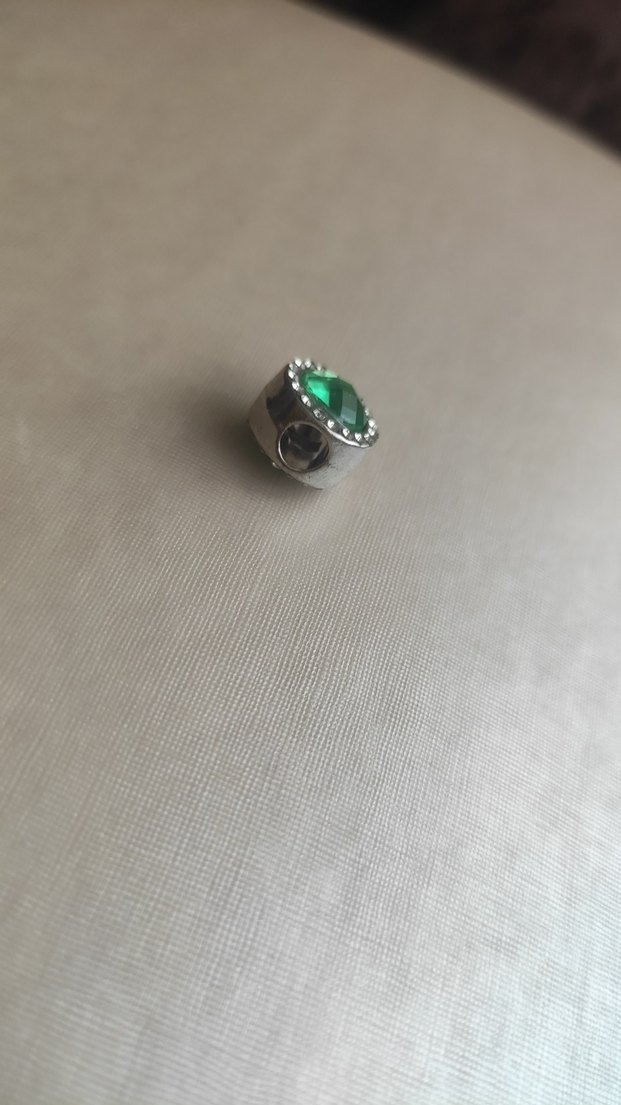 Yeşil Parlak  Desenli Kadın Charm - Görsel 4