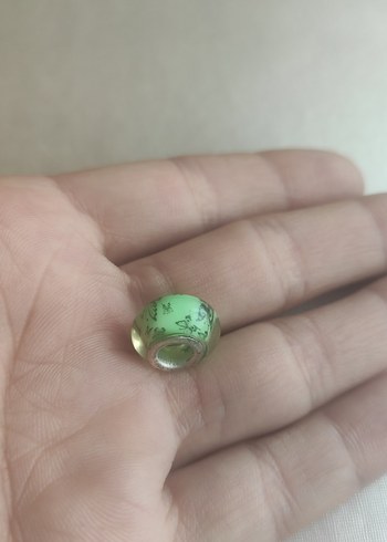 Yeşil kelebek Desenli Boncuk Charm - Görsel 3