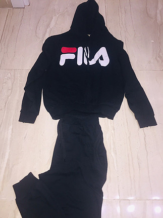 Fila ????????