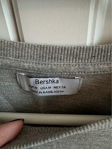 m Beden Bershka Crop Sweatshirt