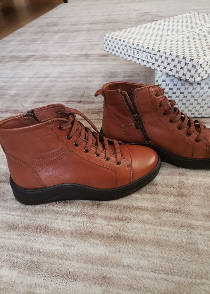 Tergan hakiki deri kadın bot - Görsel 4