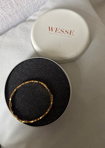 WESSE Altın Renk Zincir Detaylı Bileklik - Görsel 2