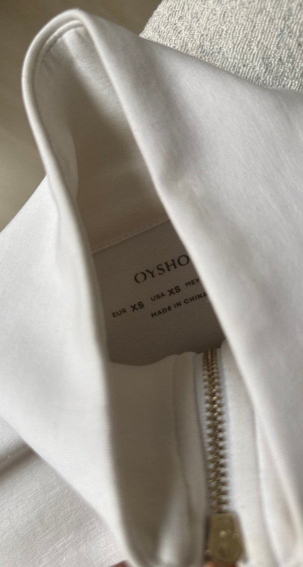 Kadın Beyaz Fermuarlı Yüksek Yakalı Eşofman Oysho - Görsel 3