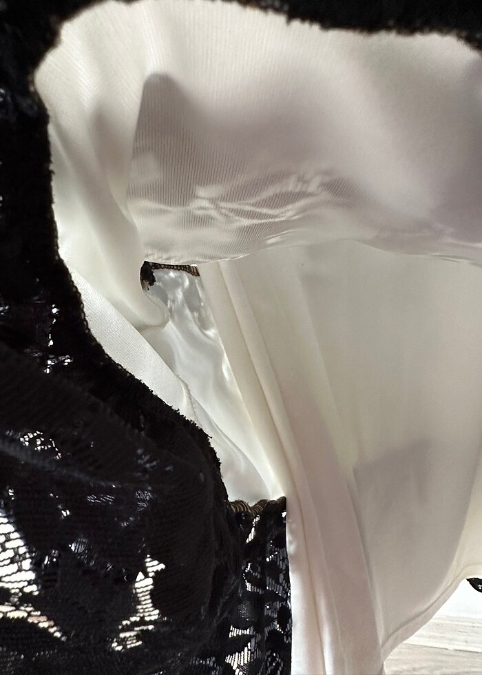 Miss Selfridge Siyah Dantelli Kısa Elbise - Görsel 5