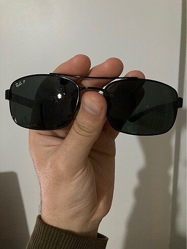 RB 8316 Ray-Ban polarize erkek güneş gözlüğü