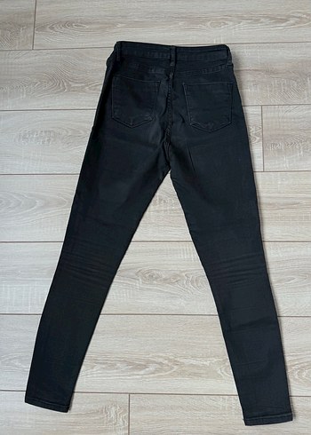 Siyah Dar Kesim Kadın Denim Pantolon - Görsel 3