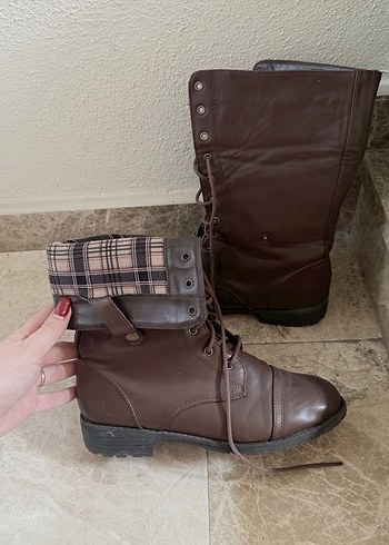 Kahverengi Deri Kadın Bot - Görsel 5