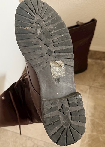 Kahverengi Deri Kadın Bot - Görsel 2