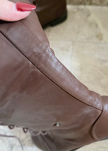 Kahverengi Deri Kadın Bot - Görsel 3