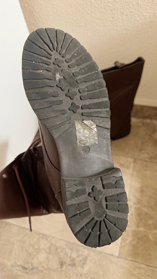 Kahverengi Deri Kadın Bot - Görsel 2