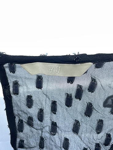 s Beden siyah Renk H&M Bluz %70 İndirimli.