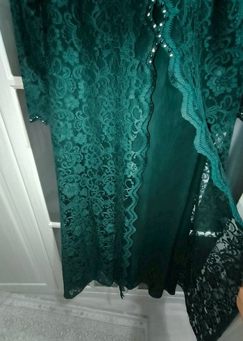 Uzun Kollu Yeşil Dantel Vintage Abiye - Görsel 2