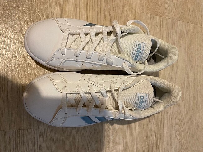 Adidas ayakkabı