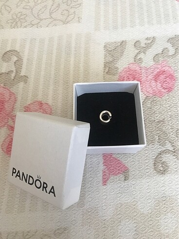 Beden gri Renk Pandora c harfli charm