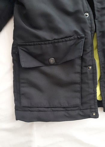LC Waikiki Erkek Çocuk Siyah Fermuarlı Kapüşonlu Mont