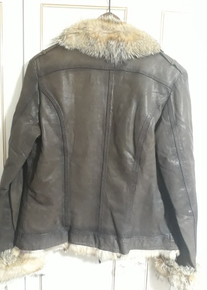 KAHVERENGI ASKONA ICI TILKI KÜRKLÜ DERI CEKET - Görsel 4