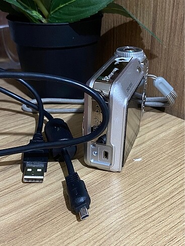 Beden Renk SONY CYBERSHOT KAMERA