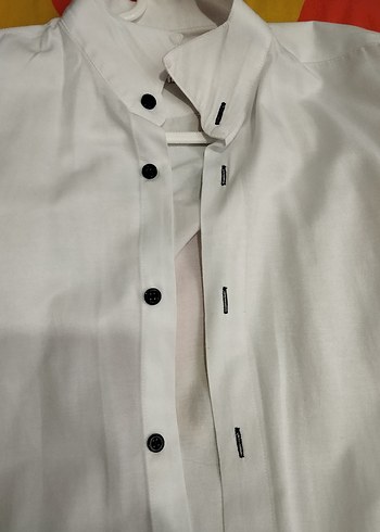 Düğmeli Beyaz erkek çocuk gömlek - Görsel 2