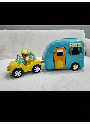 YENİ KARAVAN VE ARABA VE BEBEK ve 3 YAPBOZ VE. ANLAT KARTLARI
